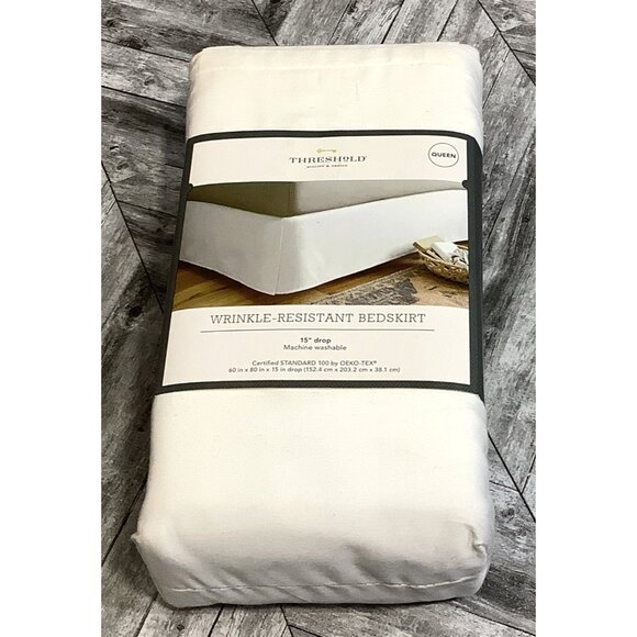 Threshold Wrinkle-Resistant Bedskirt Queen Size 15" Drop Machine Washable White - Picture 2 of 7